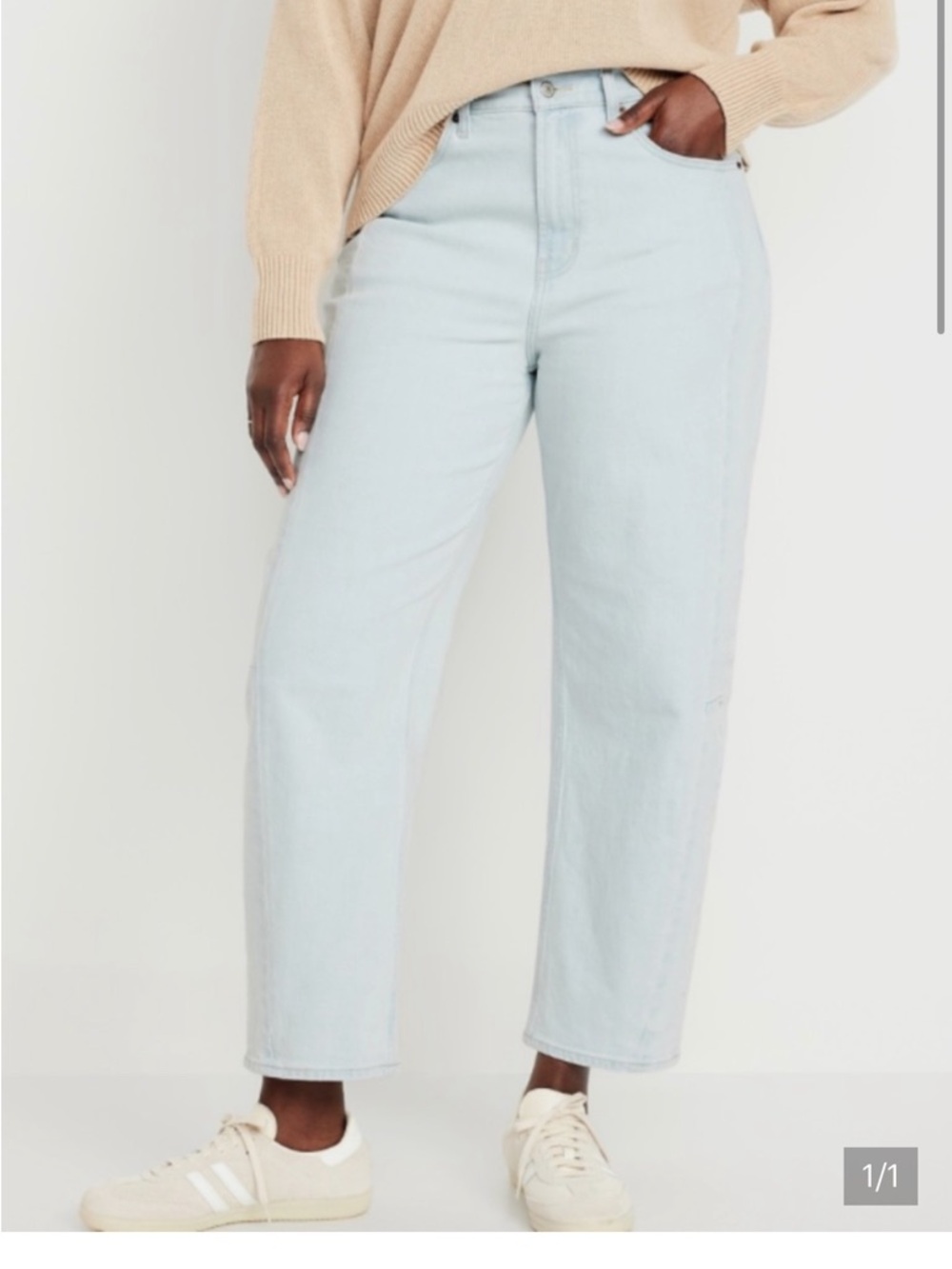 Old Navy high rise barrel leg jeans light ada Blue wash 18